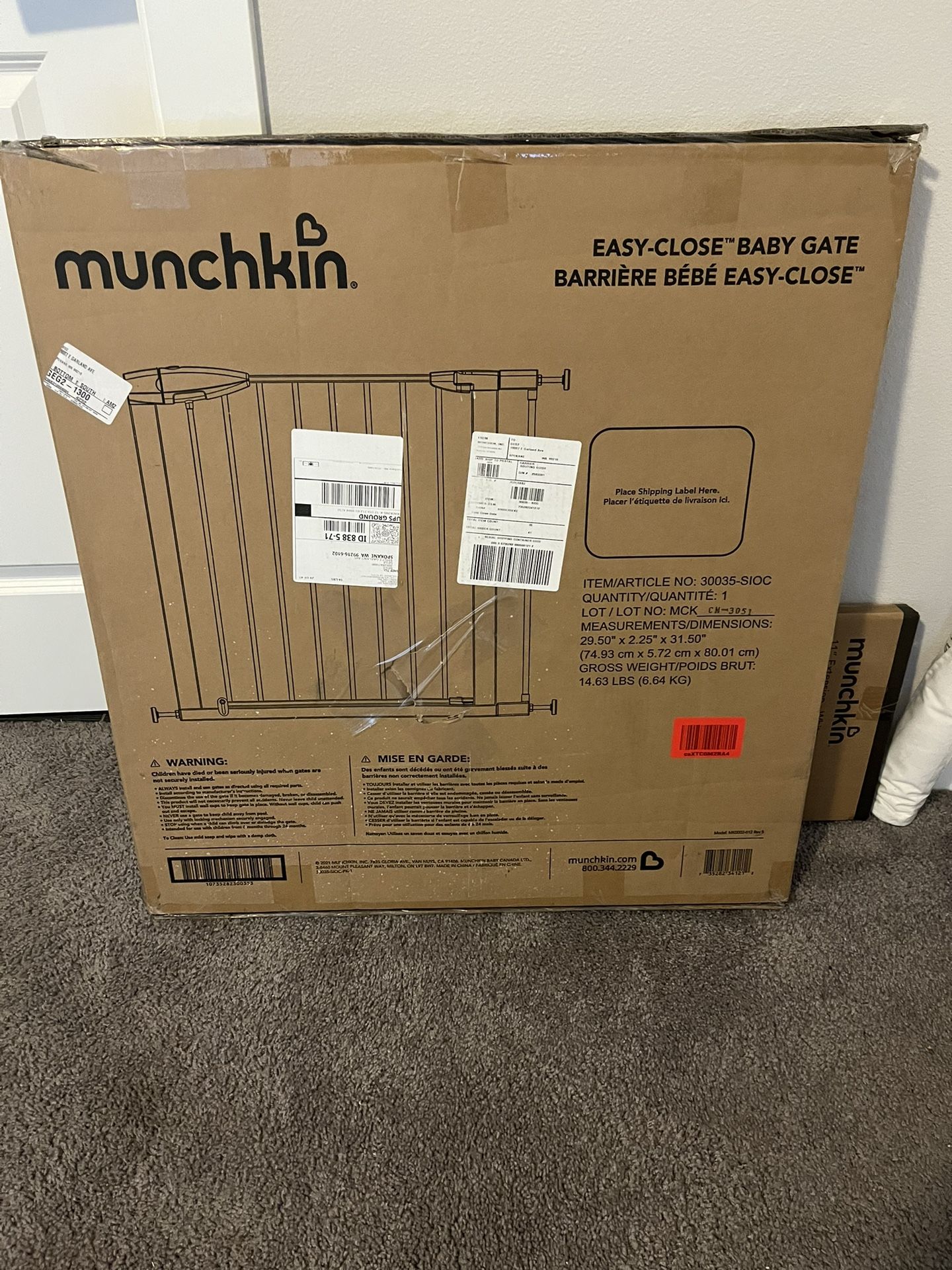 Munchkin Easy Close Baby Gate And Extension