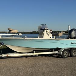 2018 NauticStar 215 XTS Shallow Bay
