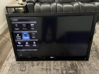 Vizio 47” Flat Screen