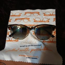 Like New CLUB MASTER RAY BANS