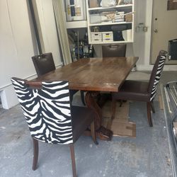 dinning table 