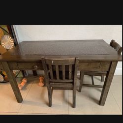 Kid Dining Table $80