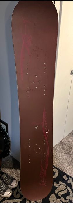Tim Burton snowboard