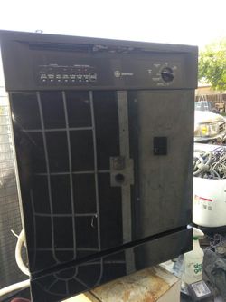 General Electric quiet power dishwasher works great