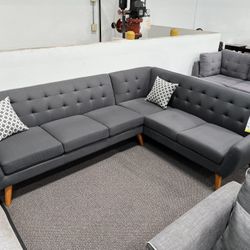New Mid Century Sectional .  Ash Black .  111” X 85”.  Free Delivery !