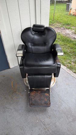 Barber chair