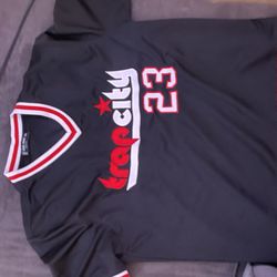Men’s Portland Trail Blazer “Trap city” Jersey Size 3xL