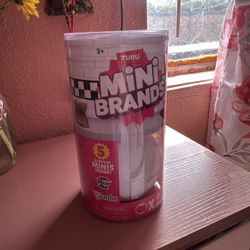 Mini Brands 