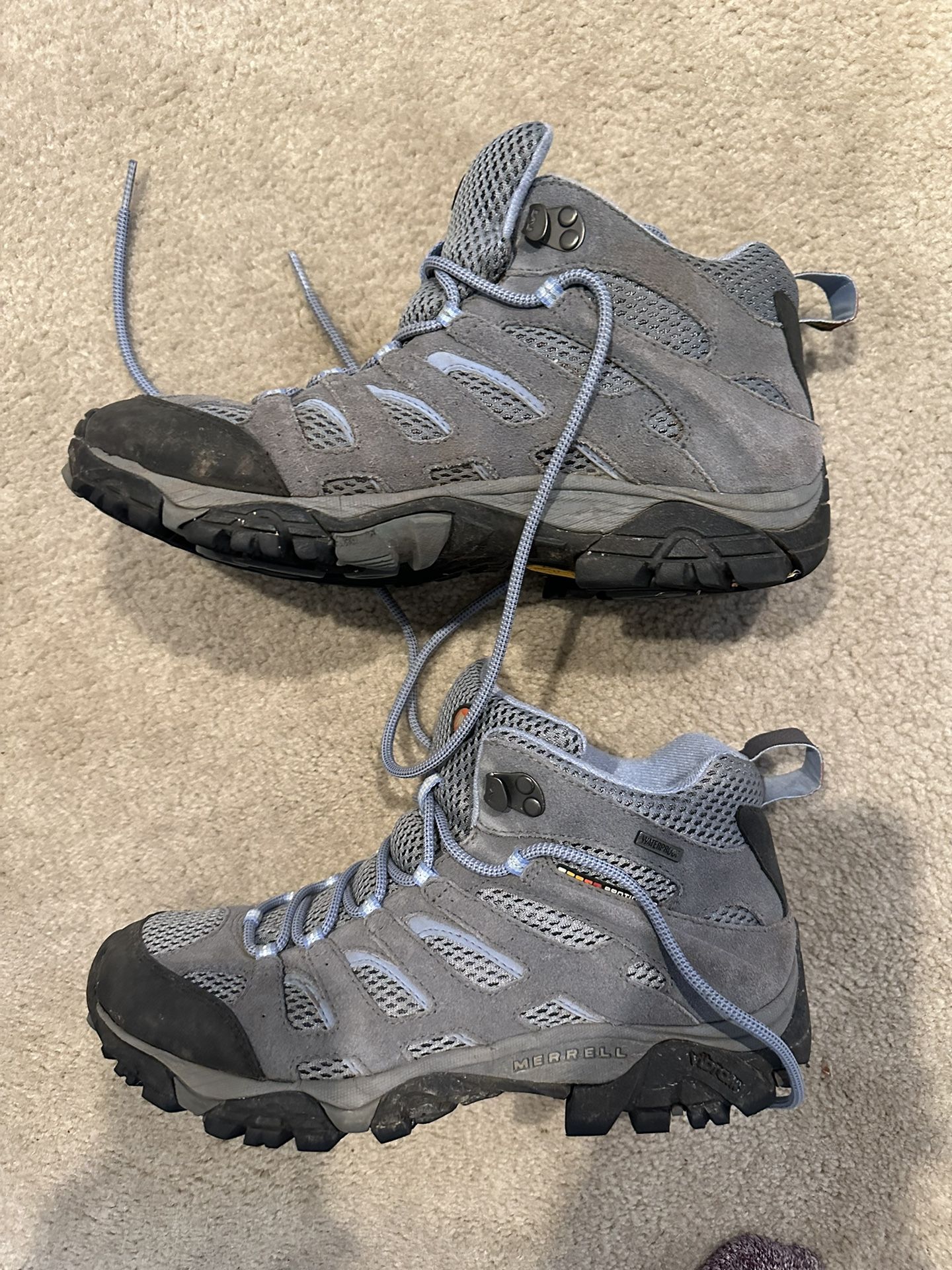 Women’s Merrill Hiking Boots