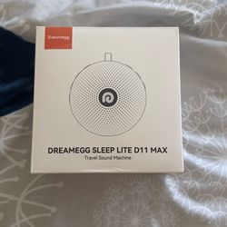 Travel sound machine for babies