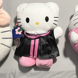 Hello Kitty Plushies And Decor 