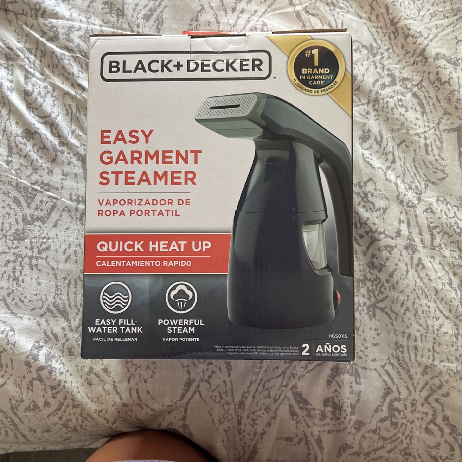 BLACK+DECKER Easy Garment Steamer