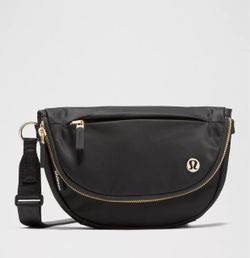 Lululemon Black Crossbody Sling Bag