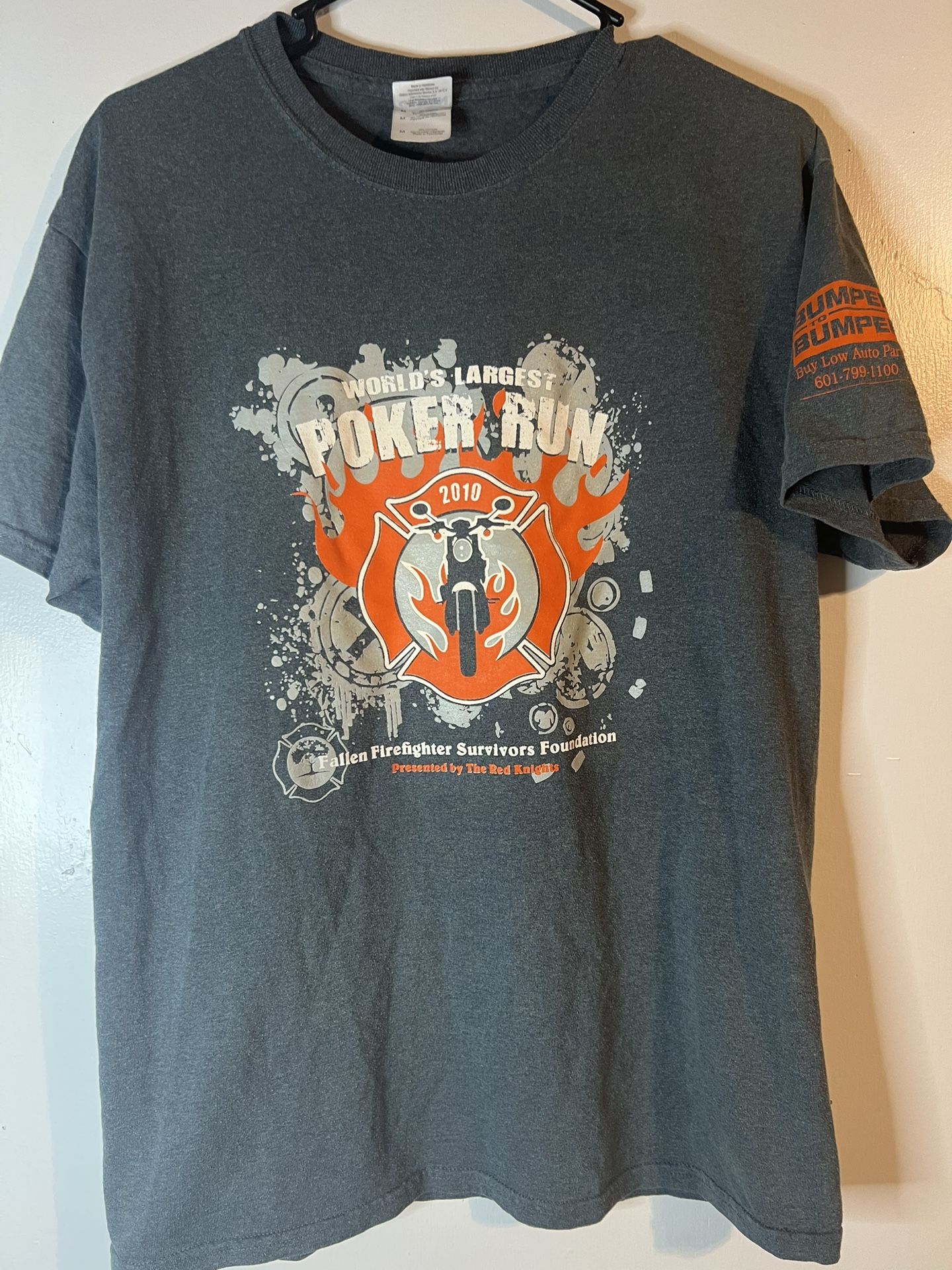Men’s Medium 2019 Poker Run Tshirt