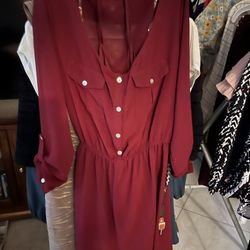 Tengo Muncha Ropa Usa En Buenas Condiciones Size S/M Personas Que Les Interese Comprarla Toda 