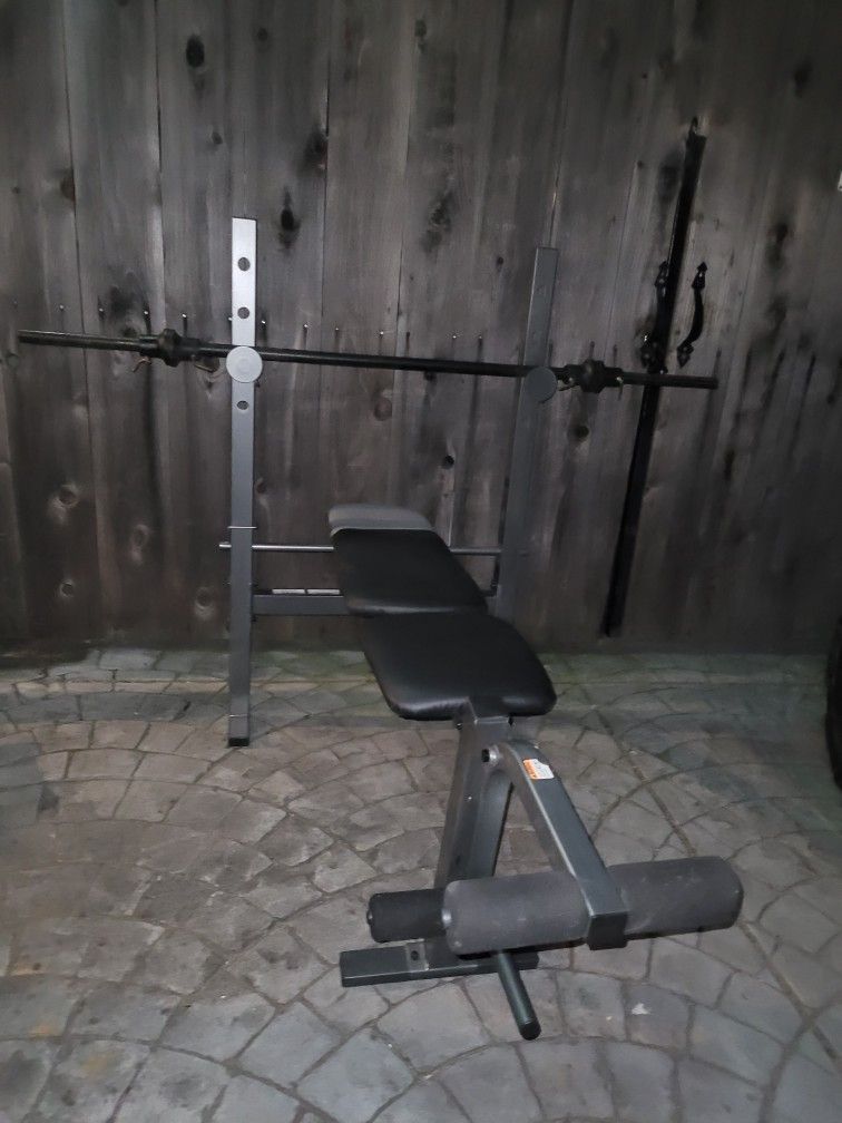 bench press n weights 💪