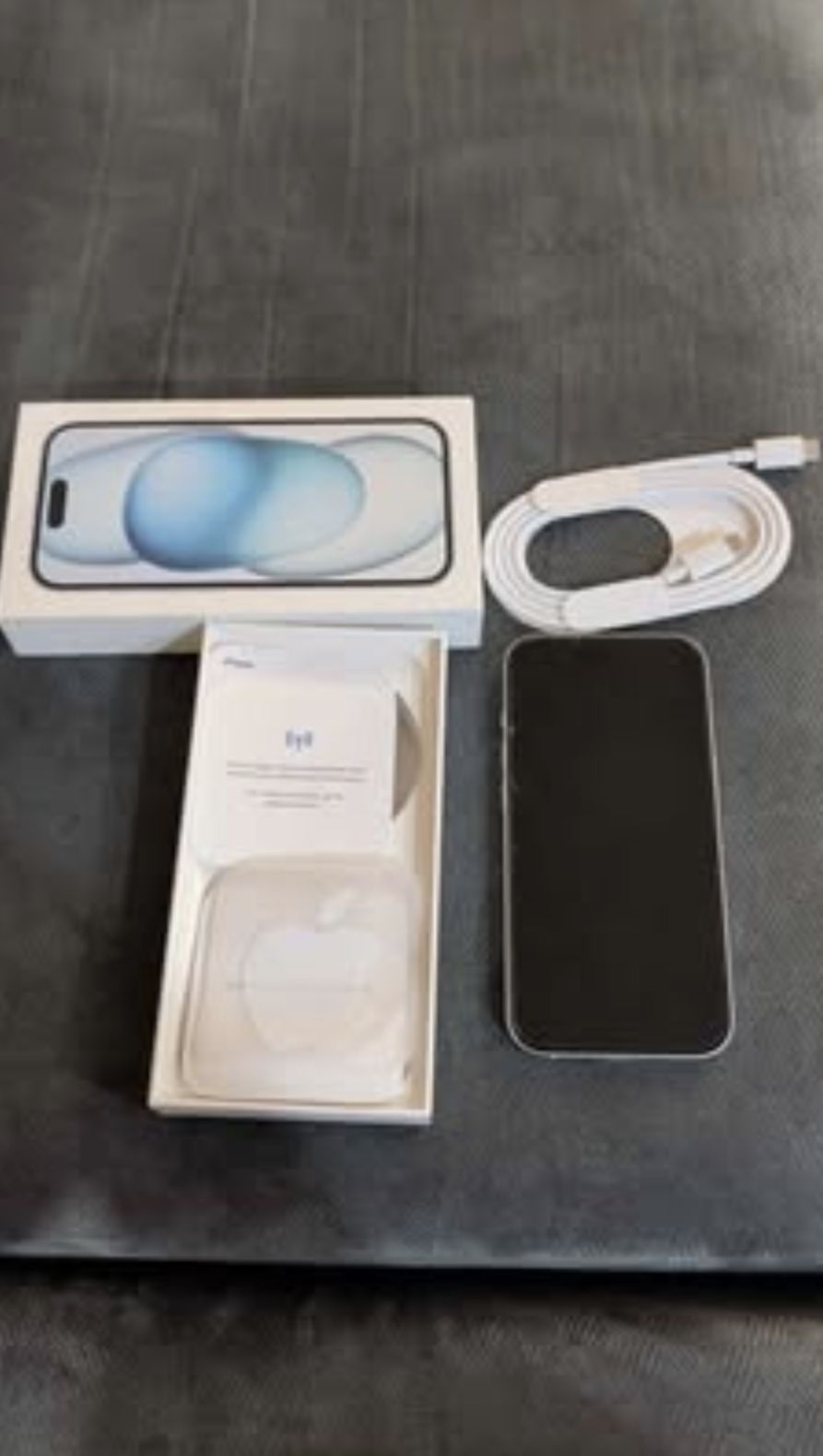 Mint condition iPhone 15 128gb unlocked White