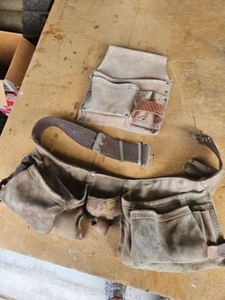 2 Leater tool belts