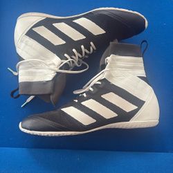 10 1/2 boxing shoes brand new