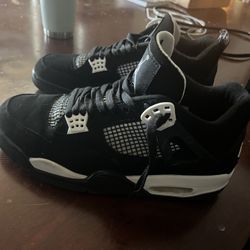 Jordan 4s Men’s Size 11