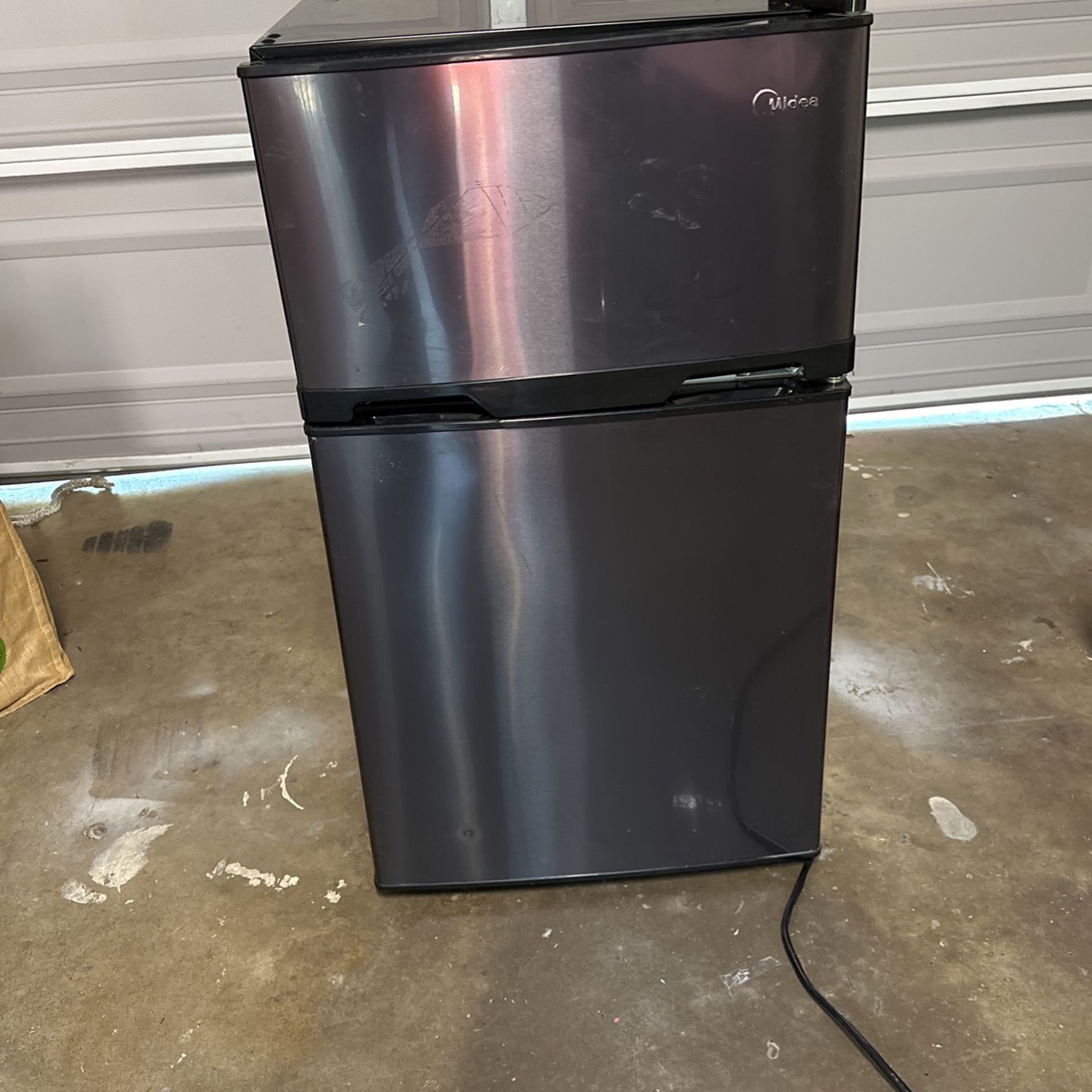 Small Refrigerator for Sale in Sacramento, CA OfferUp