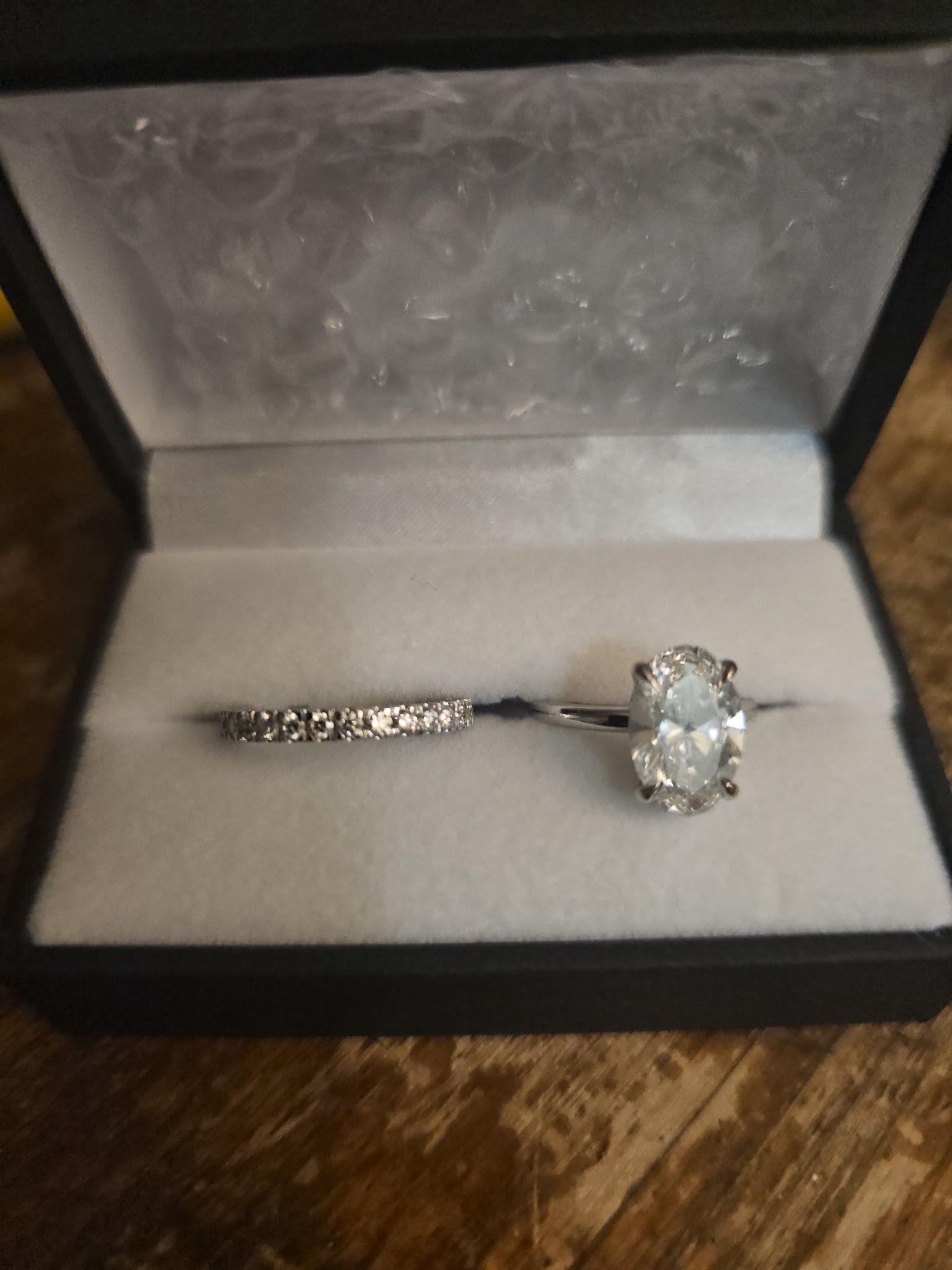 18K WHITE GOLD RING SET