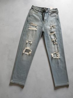 Hollister ultra high-rise mom jeans-5R