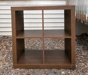 IKEA KALLAX 2x2 Shelf Unit – Brown/Walnut