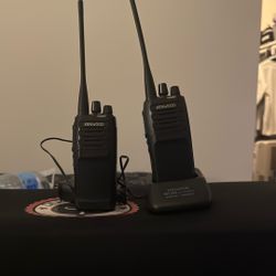 Kenwood Walkie Talkies 