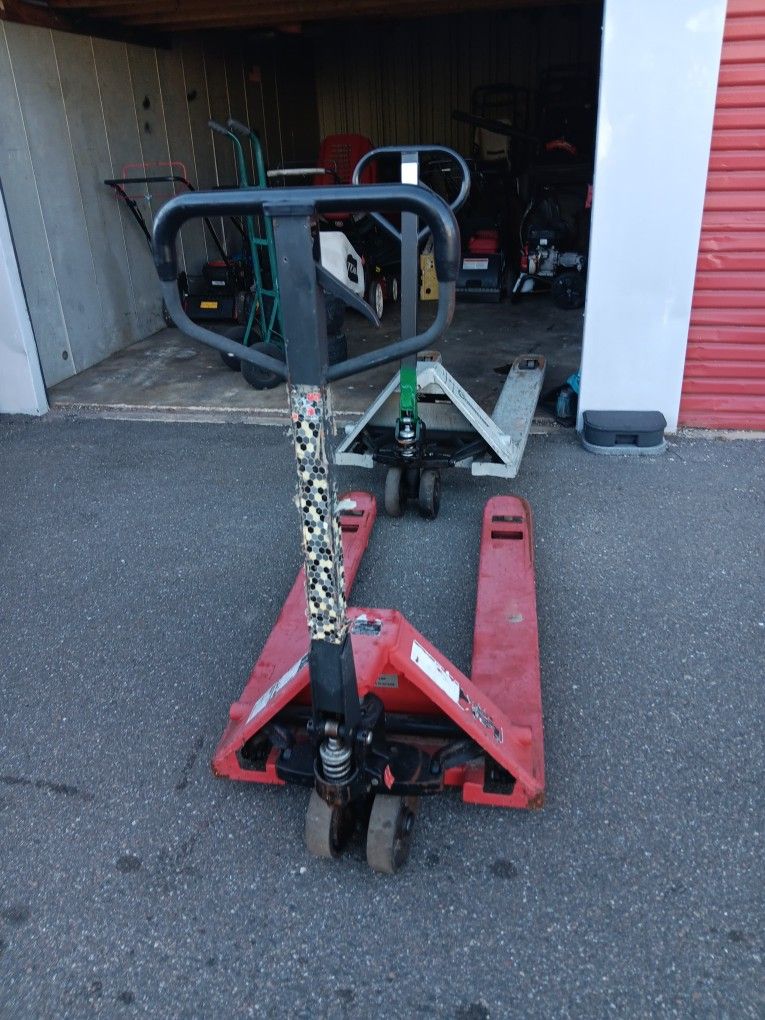 Dayton 5500 Pallet Jack 