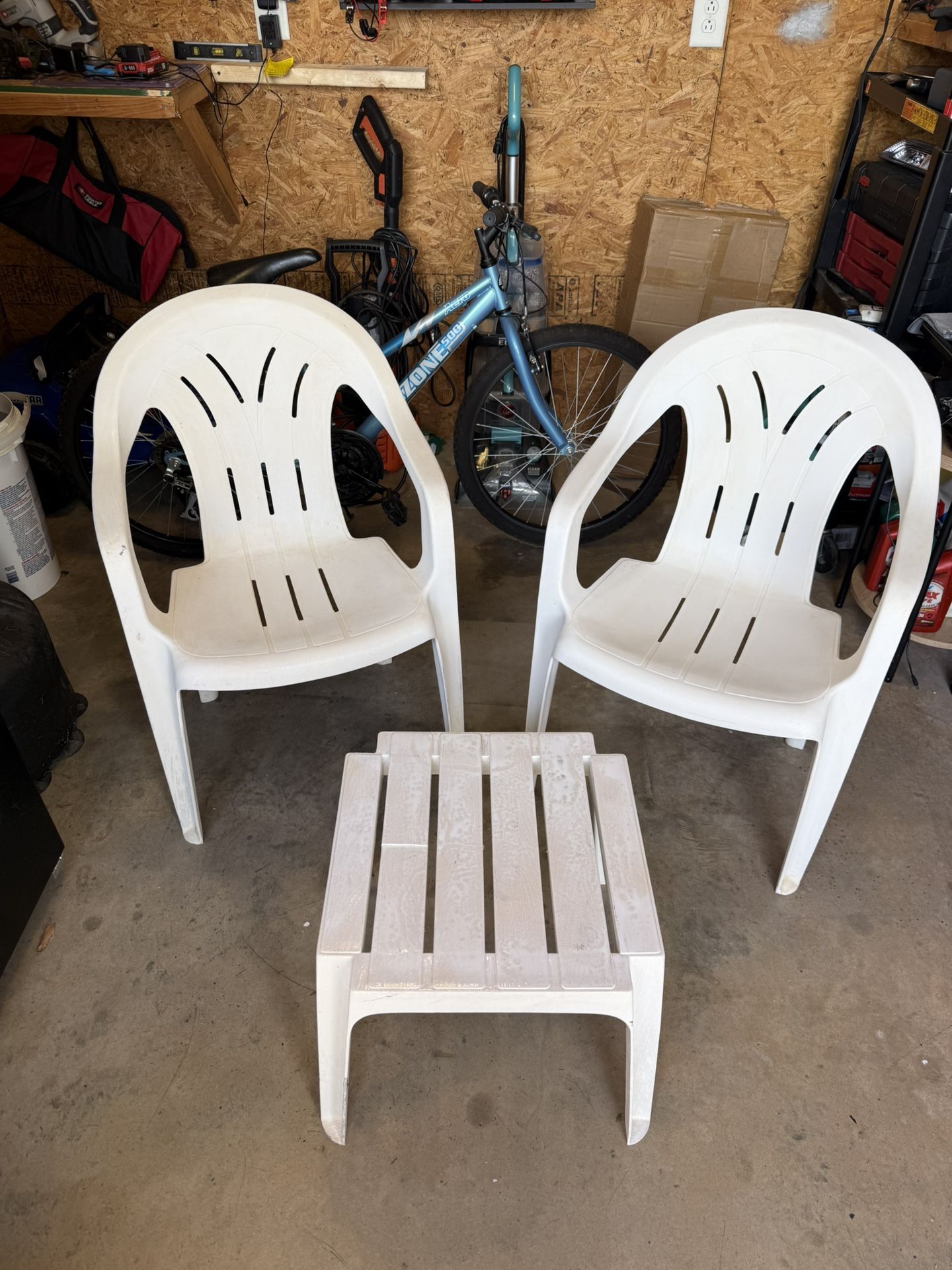Patio Chairs And Small Table 