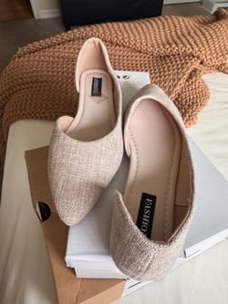 Beige Toe Flat Shoes