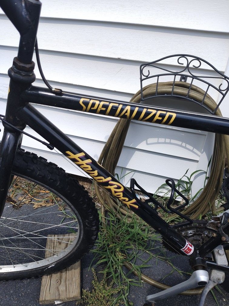 Specialized Hardrock Mountain Bike, 20.5” Frame, 26” Wheel, 21 Speed