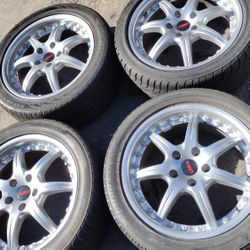 WHEELS AND TIRES WITH (TRD) CENTER CAPS 