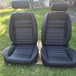 Universal Racing Seats 
