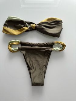 Bikini set- size small