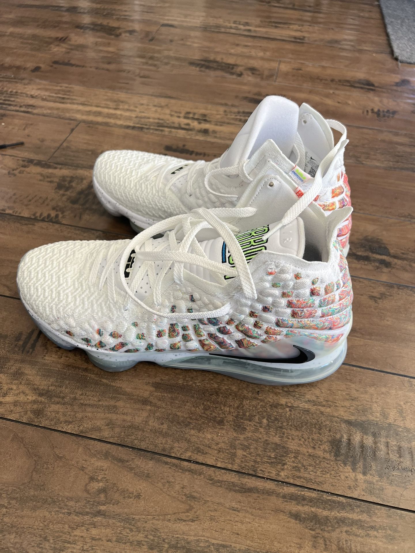 Lebron 17 (air Command Force Sz 13 Authentic