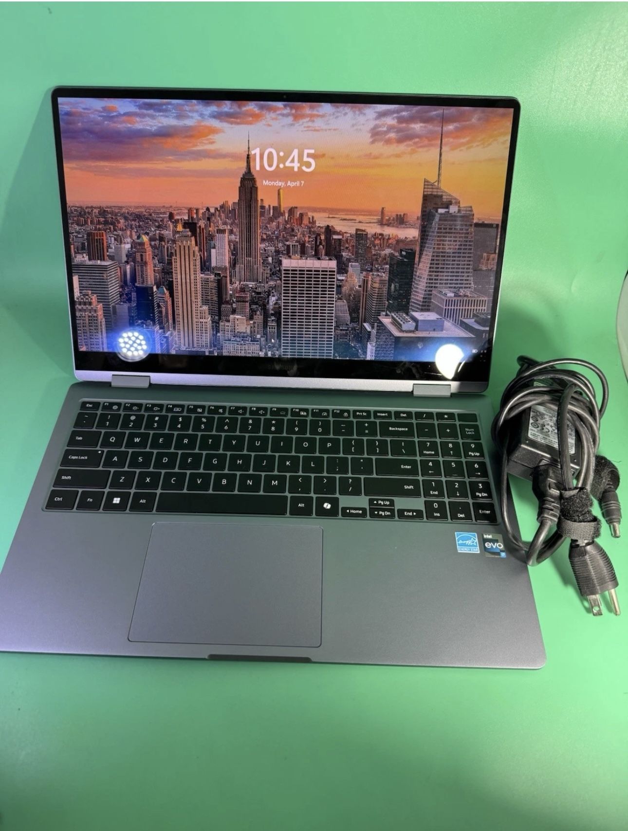 Samsung Galaxy Book4 360 NP754QGK-KG3US 15.6" Convertible 2 in 1 Notebook -