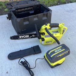 RYOBI 40V HP BRUSHLESS 12” CHAINSAW WORH BATTERY AND CHARGER