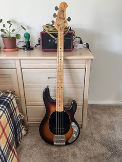 Music Man StingRay Bass 1978 - Pre-Ernie Ball