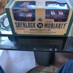 Sherlock Vs Moriarty Wooden Puzzle Set.