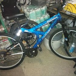 Mountain Bike Like New 18 Speed