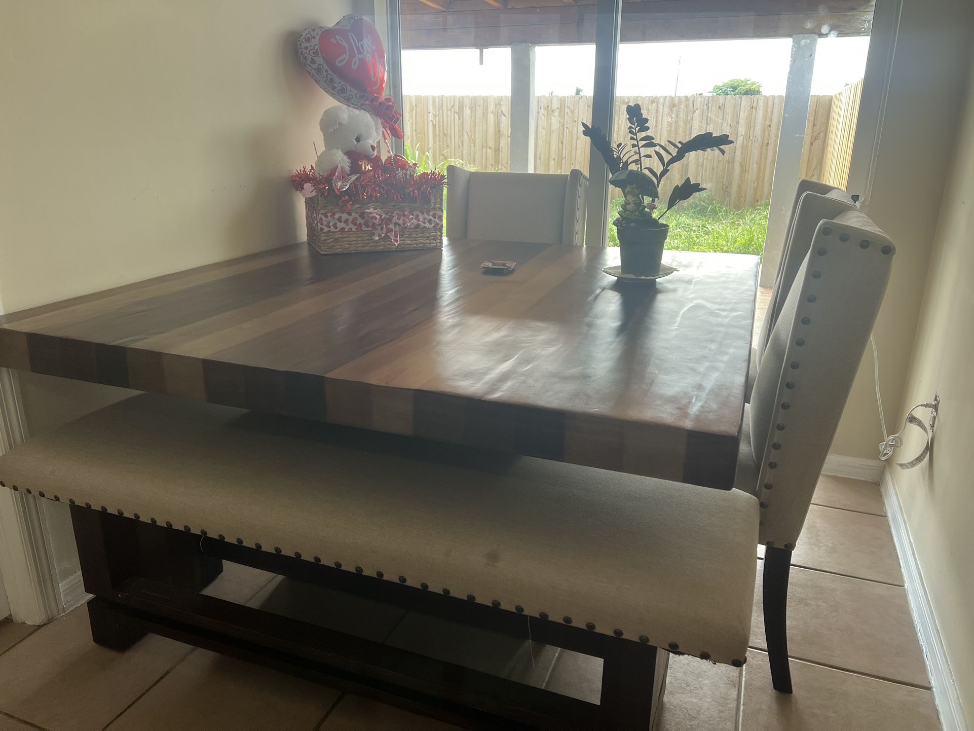 Beautiful Dining Room Set