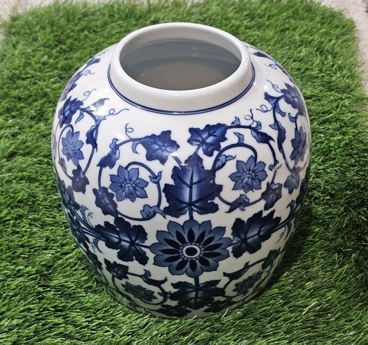 Bombay Chinese Blue & White Floral Ginger Jar Vase