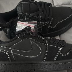 Black Travis  Scott size 6 in men