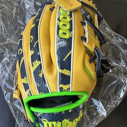 Wilson A2000 Baseball Glove Savanah Banana Mystery Glove Special Edition