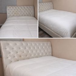 Ziegallerie Queen Size Bed 