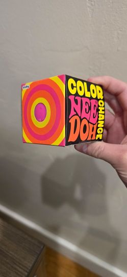 Needoh Color Change Groovy Glob PINK NEW