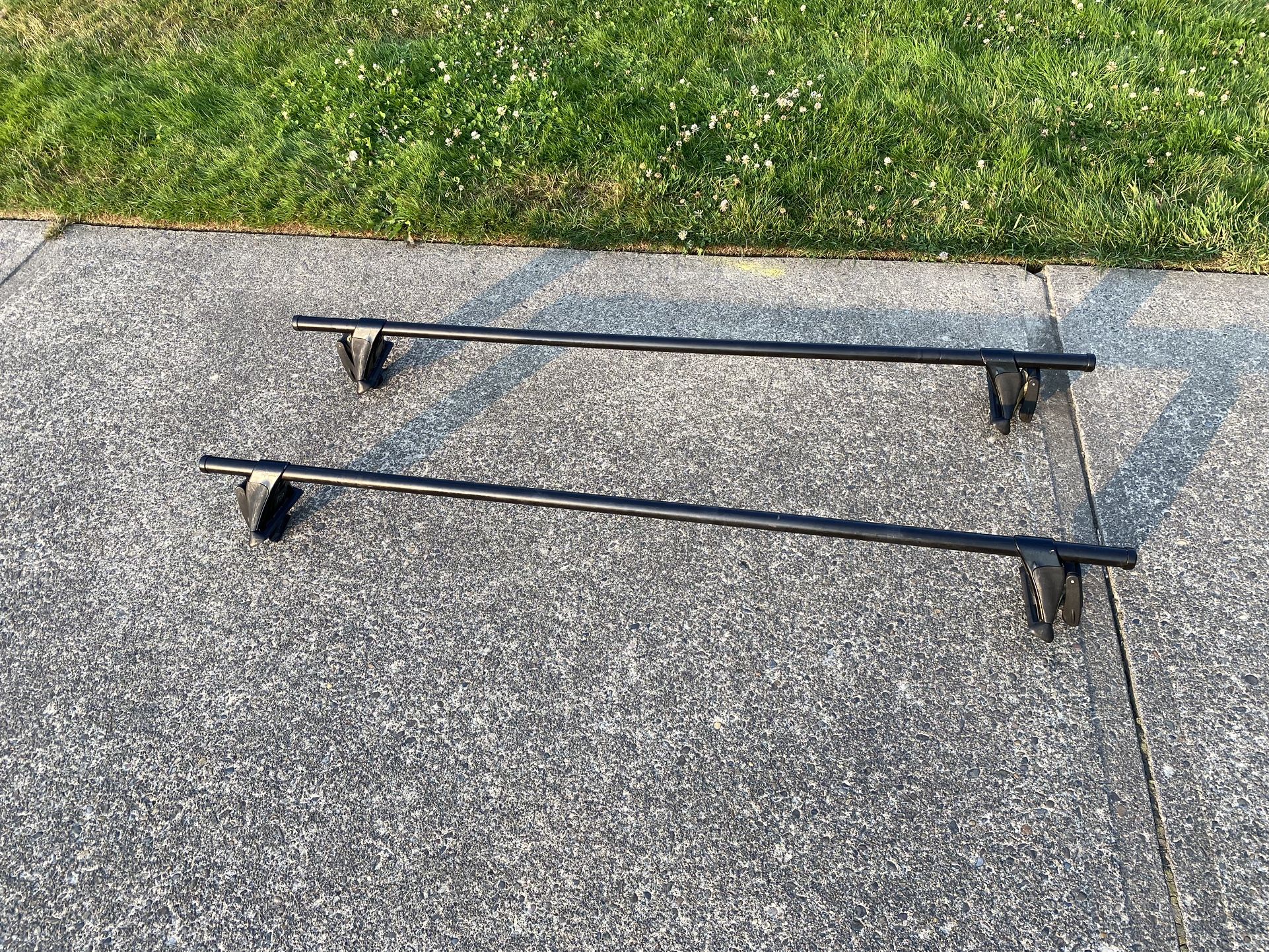 58” YAKIMA ROOF RACK SYSTEM ROUND BAR 58”