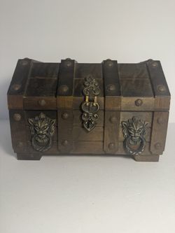 Vintage Wooden Jewelry Chest – Treasure Trunk with Lion Head Accents